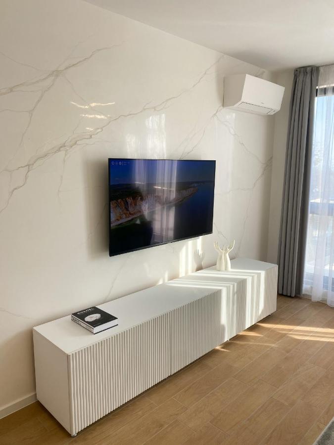 Mediterranea Complex - Luxury Apartment With Sea & Pool View! Varna Exteriör bild