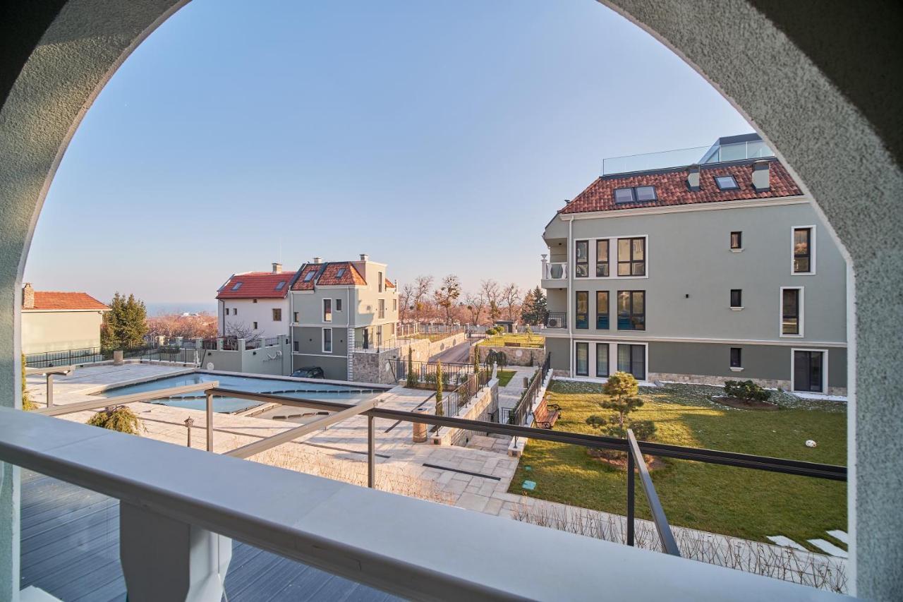 Mediterranea Complex - Luxury Apartment With Sea & Pool View! Varna Exteriör bild