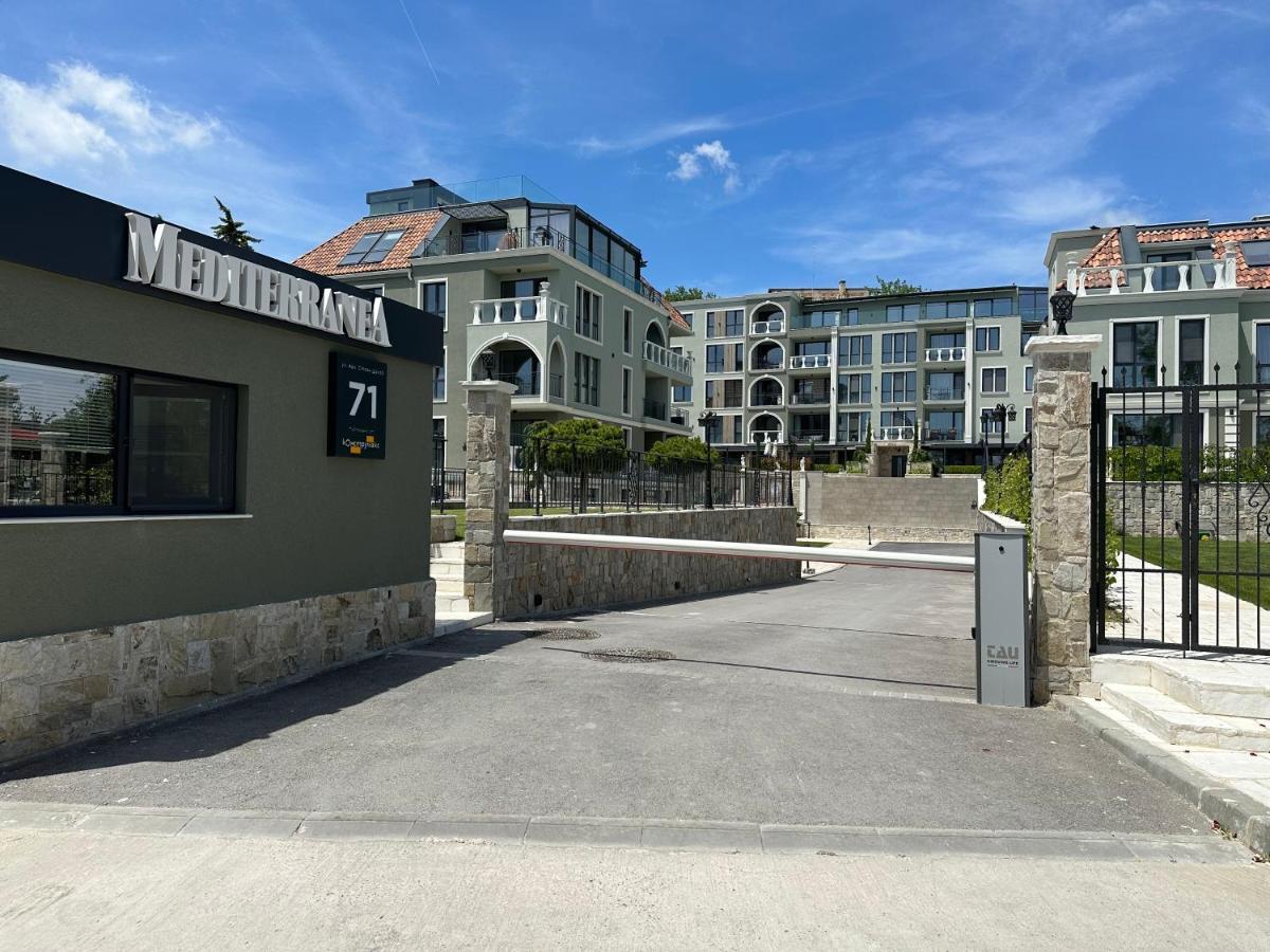 Mediterranea Complex - Luxury Apartment With Sea & Pool View! Varna Exteriör bild
